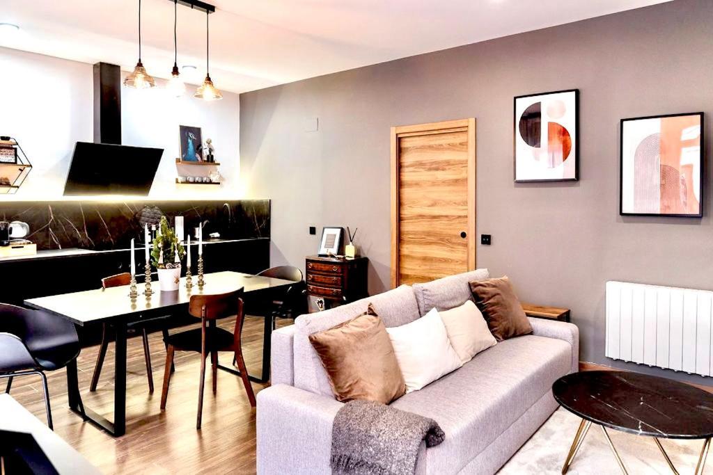 Luxury And Elegant Apartment Мадрид Екстер'єр фото