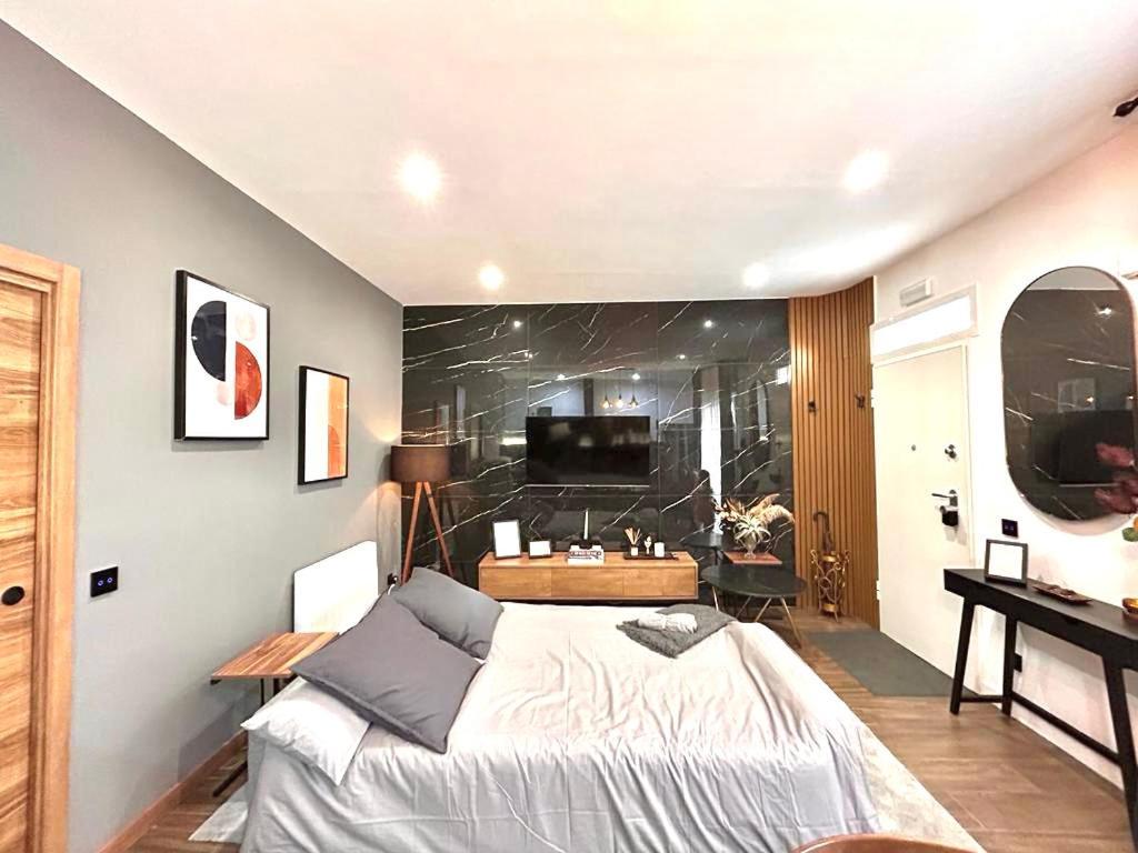 Luxury And Elegant Apartment Мадрид Екстер'єр фото