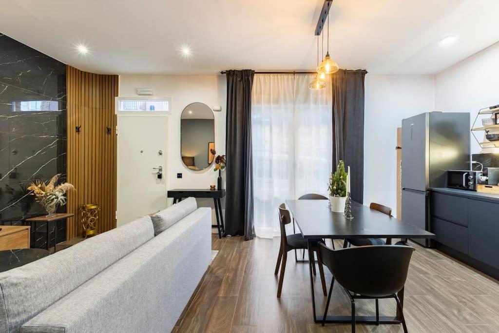 Luxury And Elegant Apartment Мадрид Екстер'єр фото