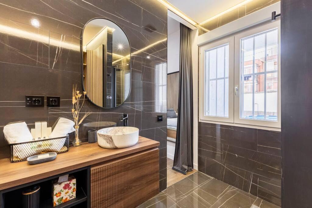 Luxury And Elegant Apartment Мадрид Екстер'єр фото